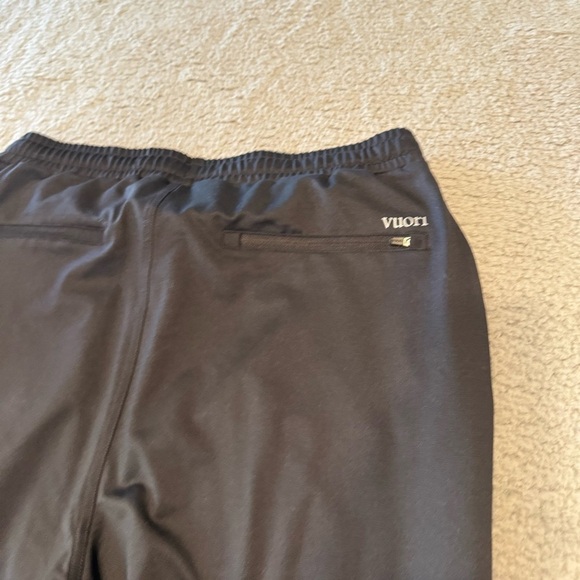 Vuori Sunday Performance Jogger V416 Size Medium 29” Color Black - Picture 10 of 15